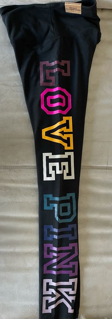 ShardhaSosa's tweet image. The first VS yoga pant heat seal program has hit the stores in the US. Made by @BrandixLanka and the large format heatseal print done by #Screenline