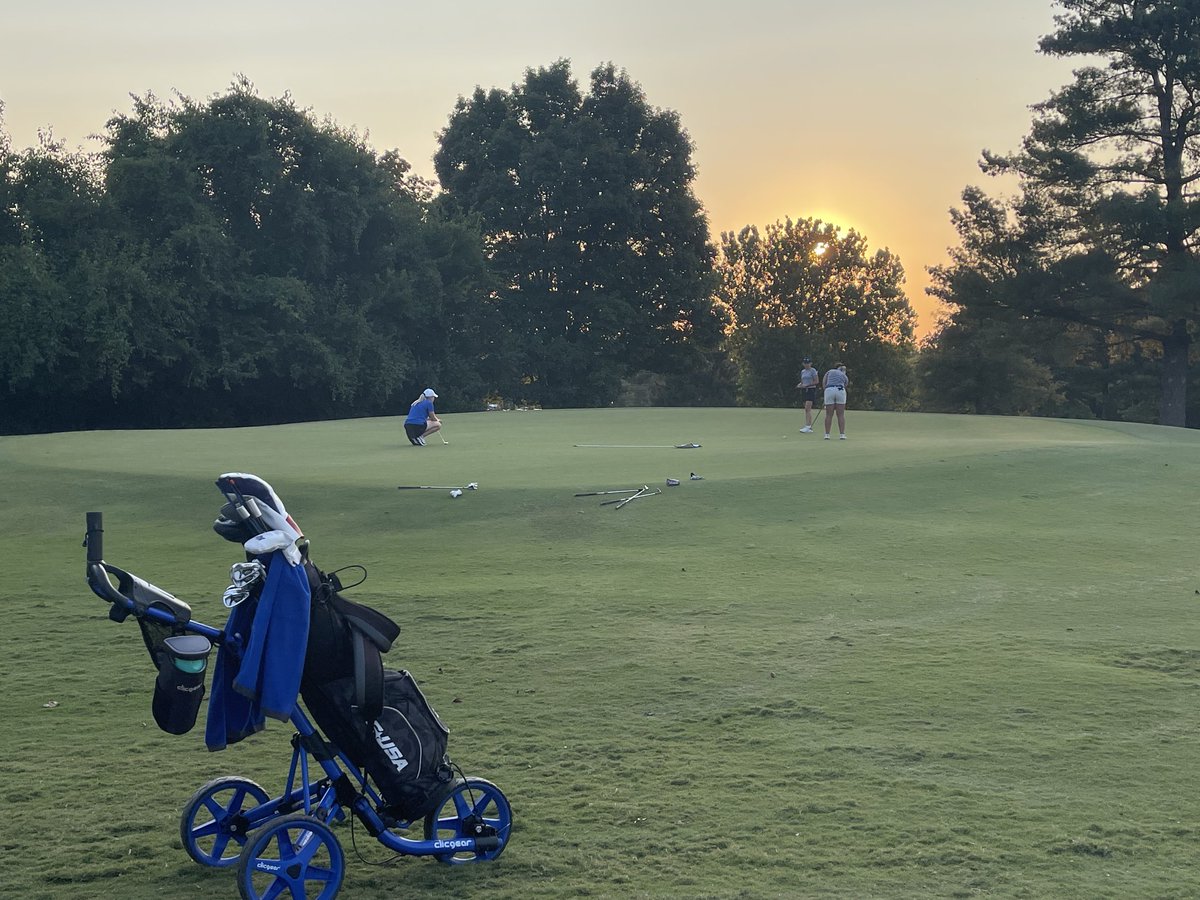 CCCoachAdams's tweet image. Just a little golf at sunset ⁦@StonesRiverCC⁩  ⚡️⛳️#awesomeviews  #Trueblue