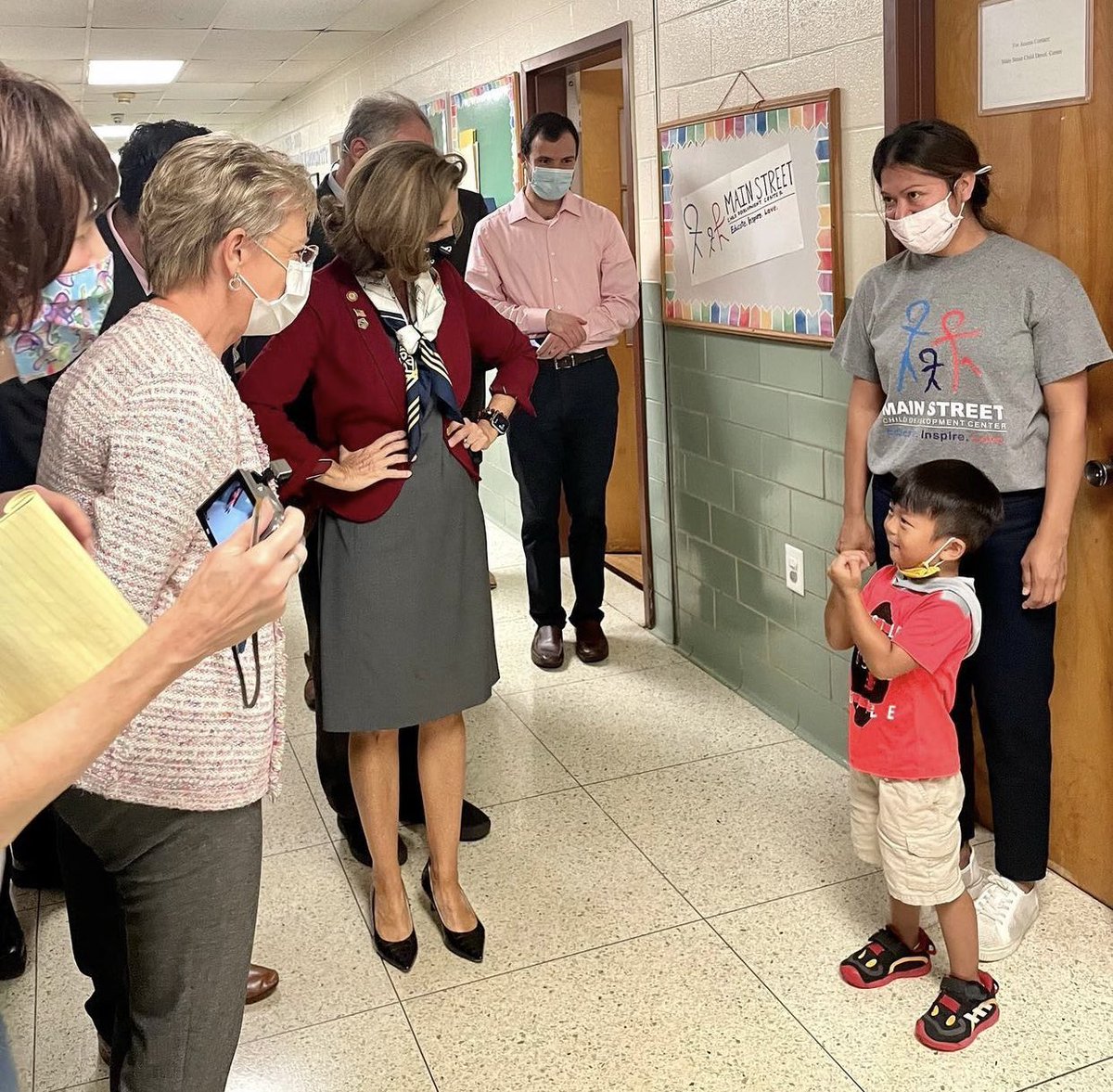 nvaeyc's tweet image. From @marmieris: @MainStreetCDC welcomed very important visitors today highlighting ECE. Thank you all for keeping the focus where it needs to be! @timkaine @HelmerVA @nvaeyc @FirstLadyVA @JeffreyCMcKay #InvestInOurKids #NVAEYC @naeyc #EarlyChildhoodEducation #ECEwins #EarlyED