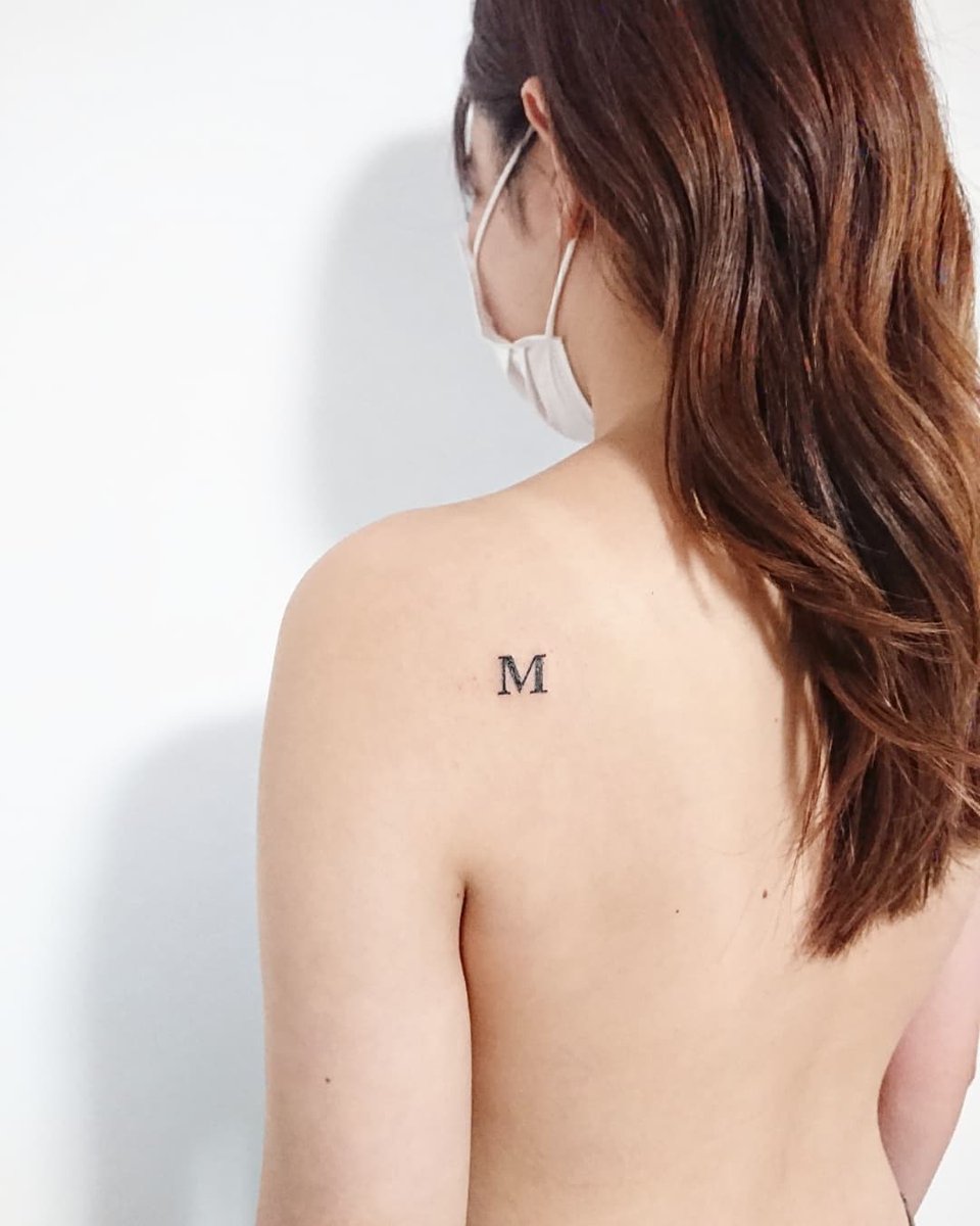 M
#tattoo #letteringtattoo #fonttattoo #simpletattoo #girlstattoo #tokyotattoo #タトゥー #レタリングタトゥー #ミニタトゥー #スモールタトゥー #シンプルタトゥー #ガールズタトゥー #タトゥーガール #タトゥー女子 #女の子タトゥー #東京タトゥー