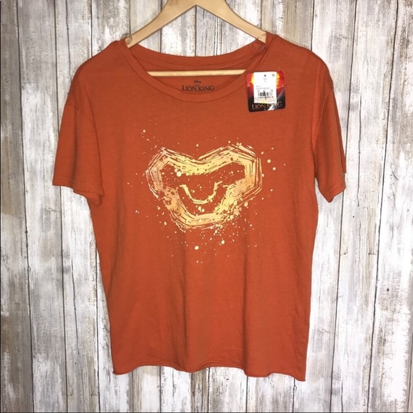 PhxKelly's tweet photo. So good I had to share! Check out all the items I'm loving on @Poshmarkapp from @tadpolesatlanta #poshmark #fashion #style #shopmycloset #disney #piecesetcstore #handmade: https://t.co/aB2Lrb8t3N https://t.co/DpX9f1gNvz