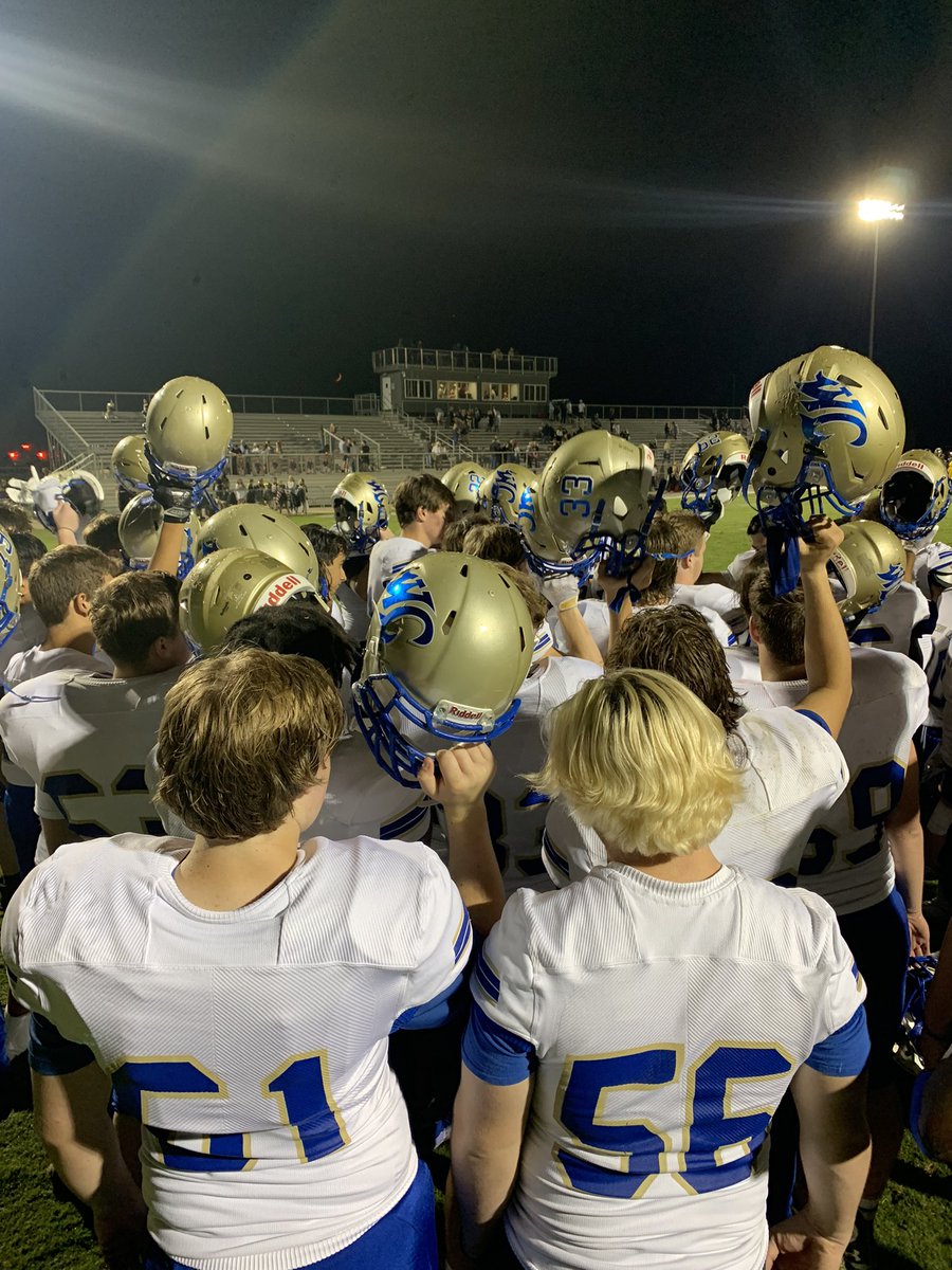 WCSN16's tweet photo. Fall—Football—Wilson Central escapes with a 7-6 victory over Springfield as the Wildcats survives a 23 yd FG attempt with 2 min left.  Next game Hunters Lane at home Sept 17 celebrating homecoming. https://t.co/mBLMa9dQOV