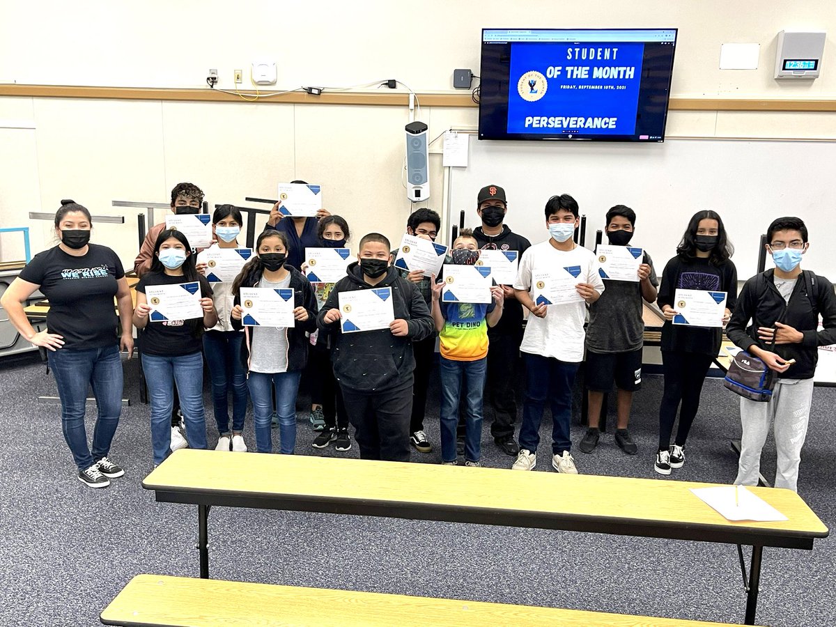 Check out the smiles behind these masks😀👁🤗😎a HUGE HUGE Congratulations to all our Eagles chosen as Students of the Month, demonstrating Perseverance👍🏽😊 They were treated today to a special lunch, pictures, and a celebratory gathering! <a href="/mlrod32/">Dr. Michelle Rodriguez</a> <a href="/PajaroValleyUSD/">Pajaro Valley Unified School District</a>