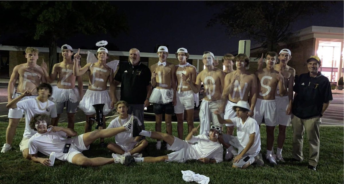 THE BEST student section🤍🦁 @FZELIONS1 <a href="/fzeactivities/">FZE Activities</a>