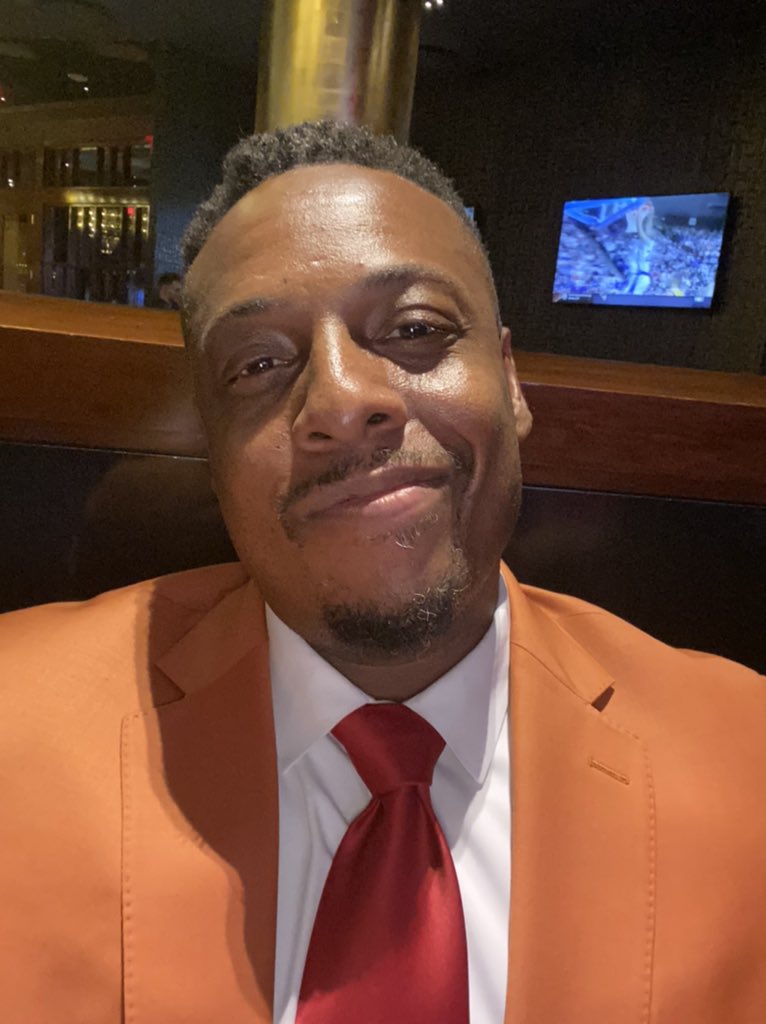 paulpierce34's tweet image. I’d like to especially thank all my haters for this moment take a bow