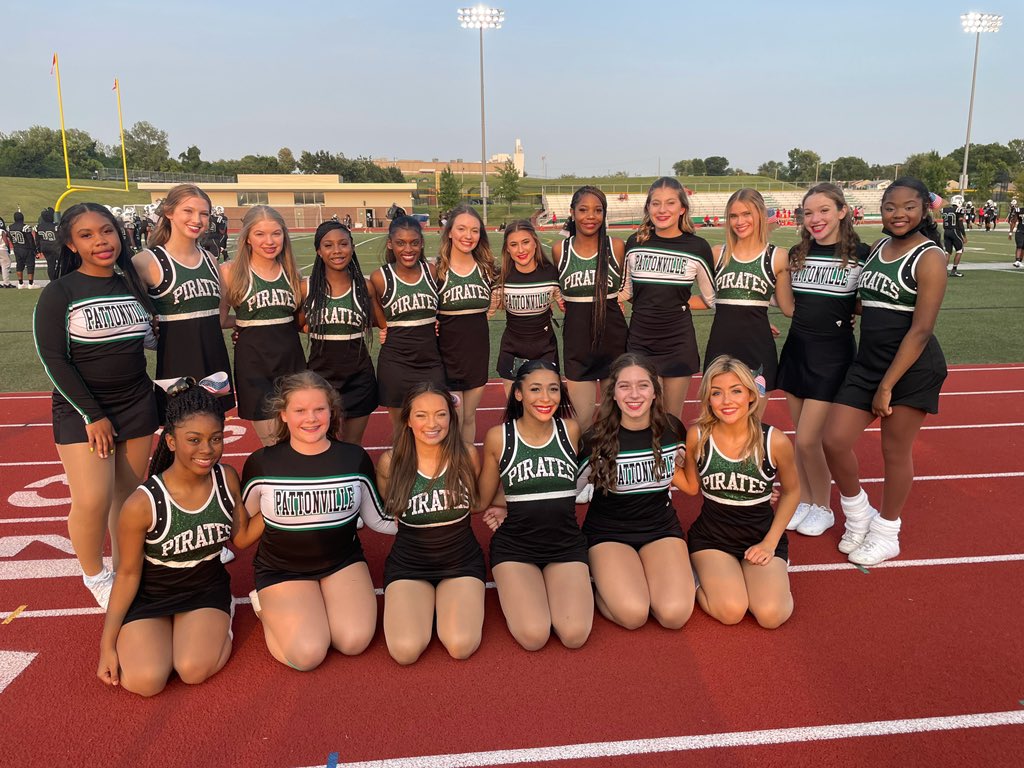 We had so much fun at our first football game of the season!! Let’s go Pirates!! #VDT4life💗💚