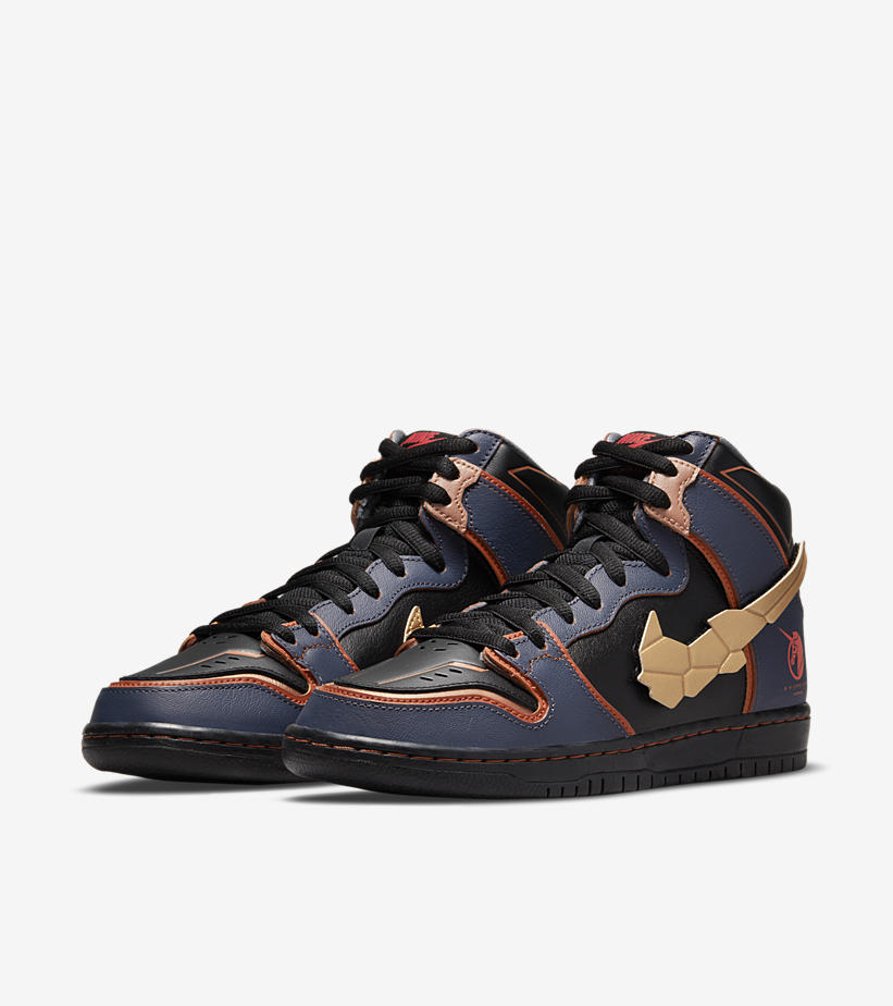 SOLELINKS's tweet photo. Gundam x Nike SB Dunk High official images https://t.co/fbYLctNxOE