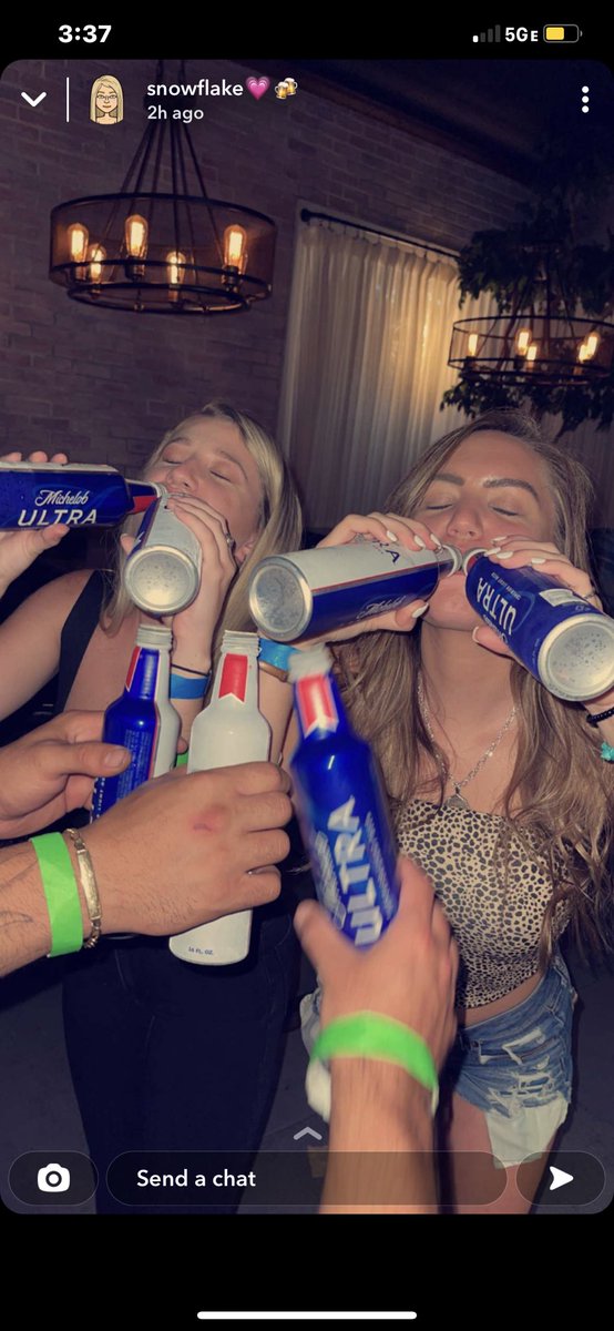 nelson_emh's tweet photo. @MichelobULTRA idk @sttaarr I think we need one https://t.co/4hcWj7fj7X