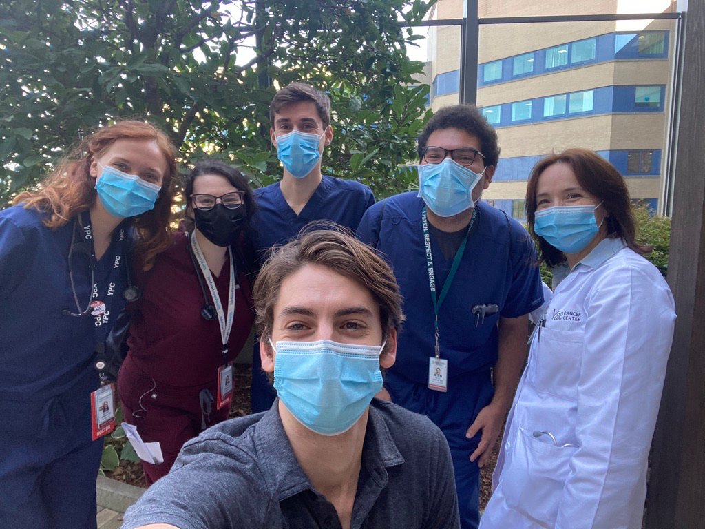 Great week on the <a href="/YaleCancer/">Yale Cancer Center</a> <a href="/SmilowCancer/">Smilow Cancer Hospital</a> Inpatient Oncology Service with this amazing team! Filled with challenging cases, lots of learning, and great teamwork - capped off with a wedding in our healing garden for a patient's daughter. Oncology is really the best field. 💕
