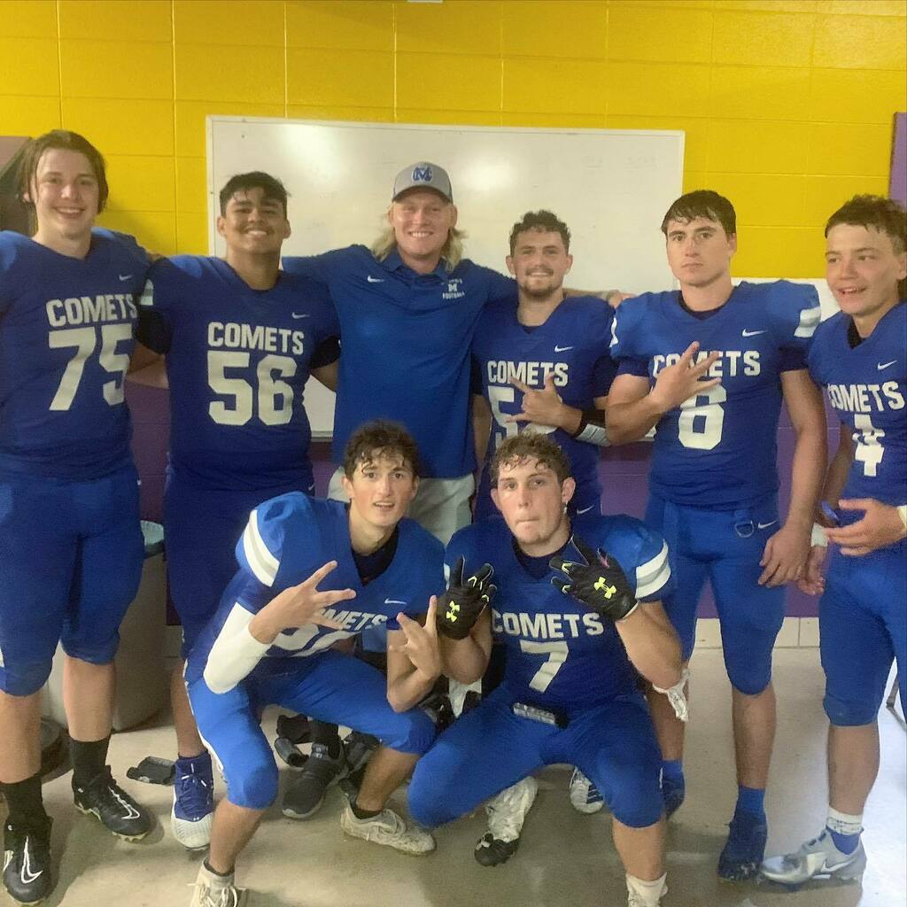 ☠️TAKING SOULS 💀24-0
...
This is one baaaad group of seniors #BSD #takesouls #wRECk instagr.am/p/CTqmWDkMkbK/