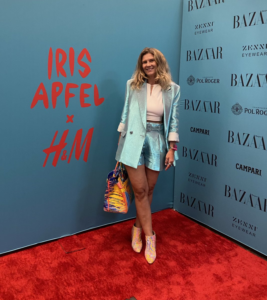DZZoneNYC's tweet photo. #style #fashion #icon #irisapfel #birthday #celebration https://t.co/pcFeRdEiyG