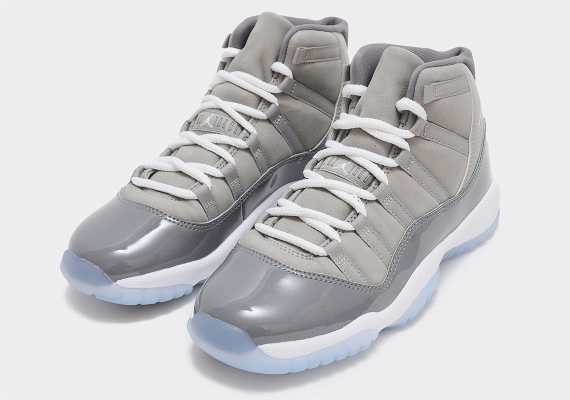 GoongMinh's tweet photo. Are you lacing up the gang with this Air Jordan 11 'Cool Grey' this December? 
>> https://t.co/9FbvAr7VYf https://t.co/NcxddbOY66