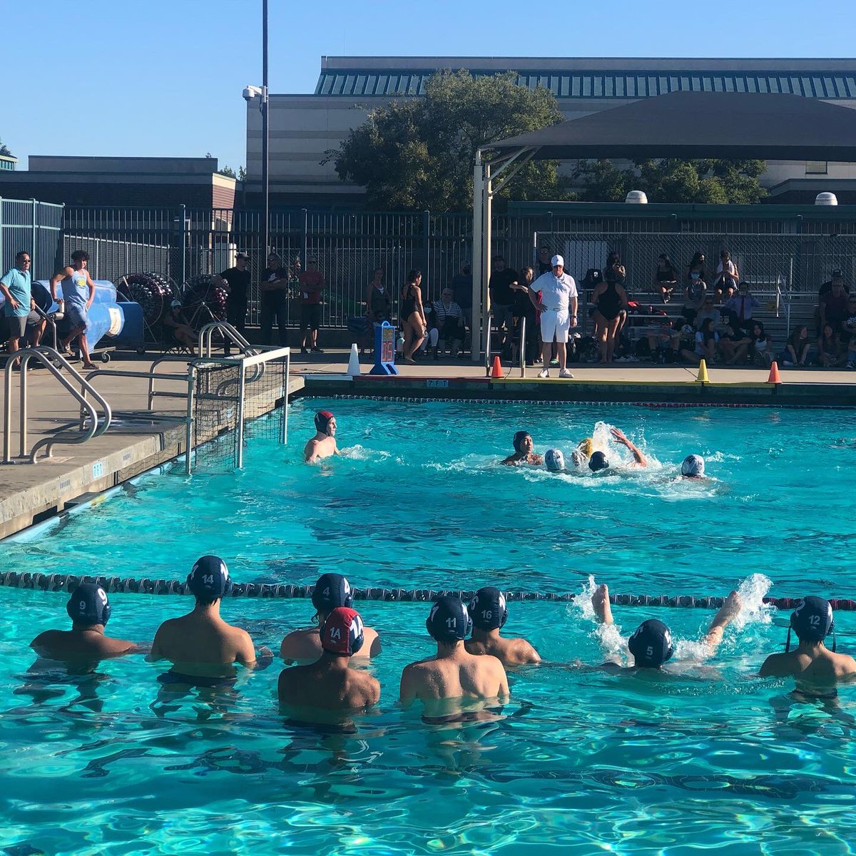 AthleticsNusd's tweet image. On a beautiful afternoon Inderkum Waterpolo took on Kennedy: VG 15-6 w/the win!
VB 12-10 w/the Win &amp;amp; exciting comeback &amp;amp; strong finish 👏🏽👏🏽 #greatjobgirls 🤽🏼‍♀️ #greatjobboys 🤽🏽‍♂️ #keepworkinghard #CoachJayne @IHSTigerSports @CoachJMessina @NatomasUSD @natomasbuzz @SacBee_JoeD