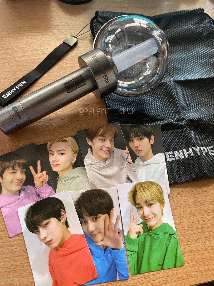 palamm_kpop's tweet photo. 💙Pre Official Light Stick Enhypen
**ของจริงสวยมากๆเลยค่ะ

ราคารวมภาษีแล้ว
💖ราคา 1,350 บาท
📮ค่าส่ง 70 

🌟มัดจำ 1,000
ที่เหลือชำระหลังของถึงไทย

💌สนใจสั่งซื้อทักแชทค่า 

🤏ตั้งแต่ตุลาไปเว็บจะขึ้นราคาแล้วงับ
#ตลาดนัดENHYPEN #ตลาดนัดEngene https://t.co/HrGbudkkd2