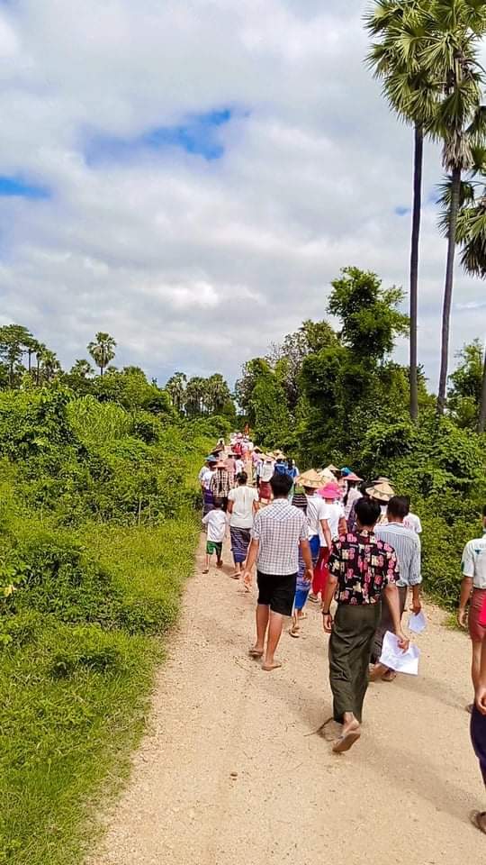 spring_2021's tweet photo. Pro-democracy locals from Kyauk Phyu Tine village, Latpadaung Area in  Salingyi Tsp marched &amp; conducted demonstrations in support of overthrowing the military rule.

#UN_RecognizeNUG
#Sep11Coup 
#WhatsHappeningInMyanmar https://t.co/wlcGRcAQE2