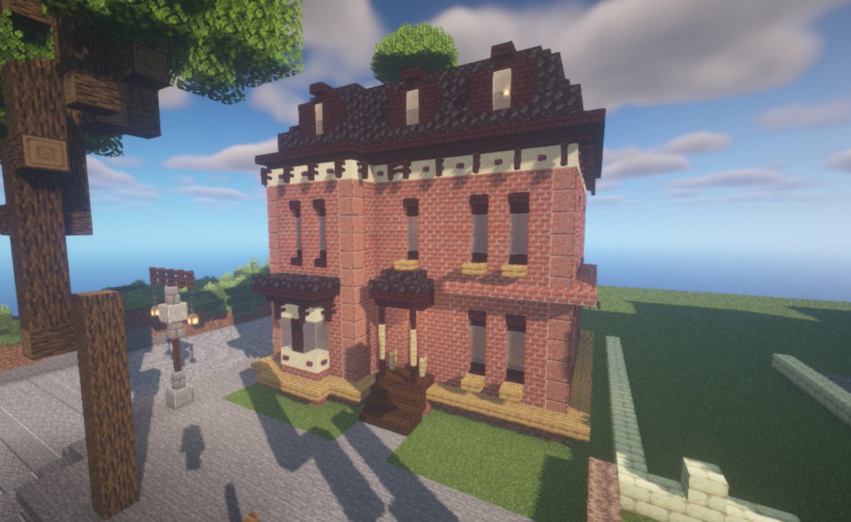 NewburghProject's tweet photo. A few homes on #LibertyStreet in #NewburghNY. This map is getting BIG!
#Minecraft #Minecraftbuilds #HistoricHomes #OldHouses #Victorian https://t.co/XPLfyT6KEV