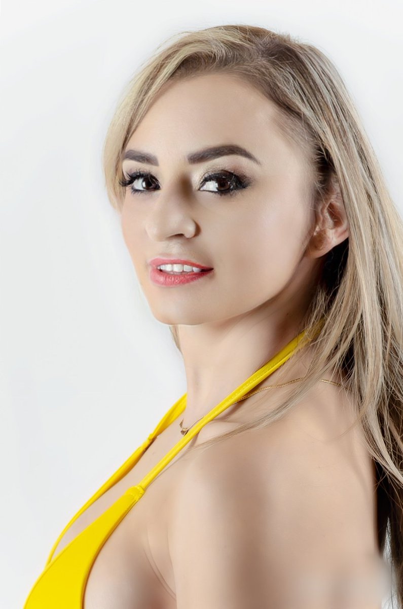 AztecaAri's tweet image. No necesitas ser nadie más que tu 
Para poder brillar.  
.
.
.
Photograpy by Germán A. Paredes 
#AKSystems  #medicalpro  #GORILLANUTRITION
#wellness  

Excelente noche de viernes para todos ustedes 😇🙏🌛