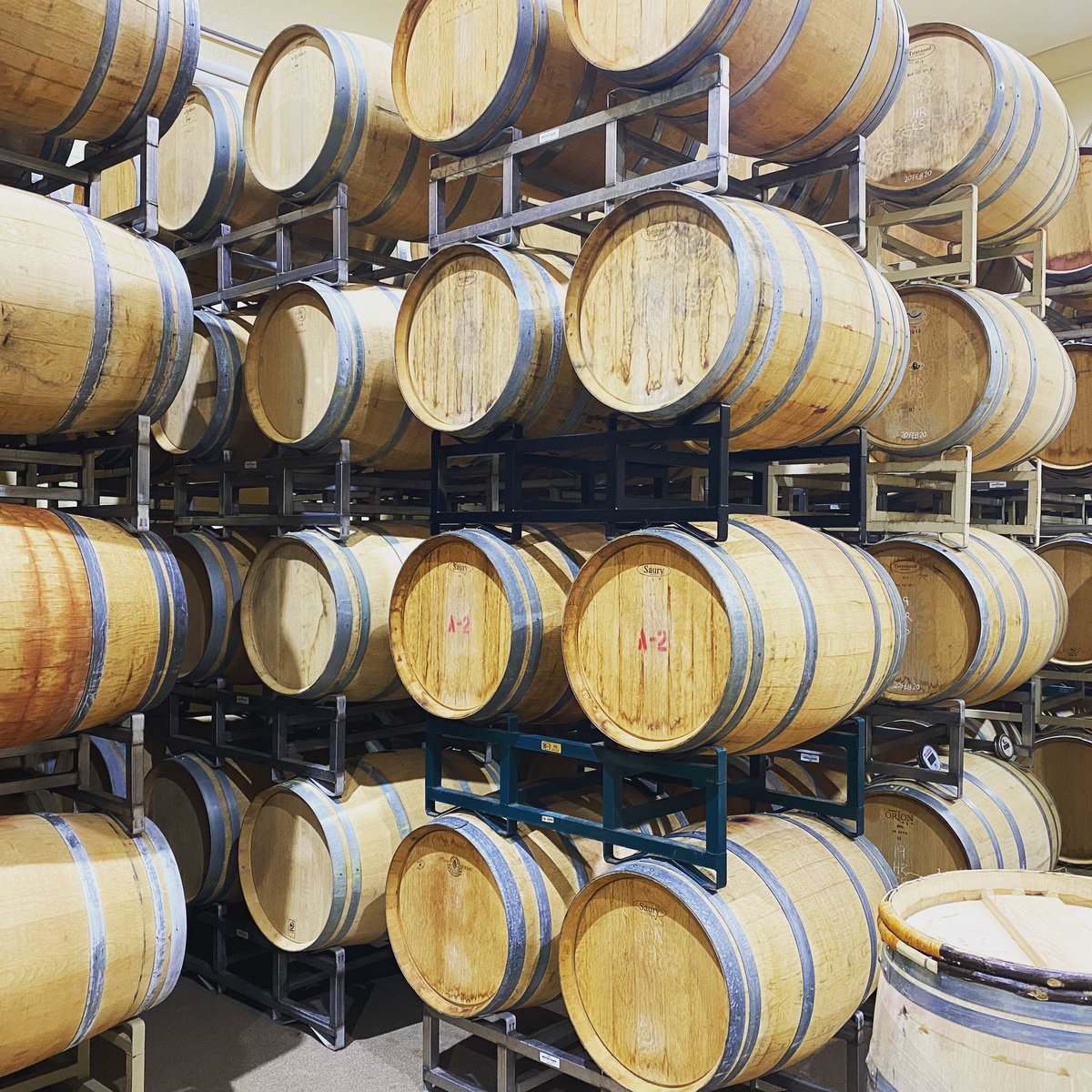 MelanatedWine's tweet image. That one…yeah that one…that’s our barrel of #wine! 🍇 We are so excited to be almost at the finish line 🏁 🙏🏾 This was a great day and we cannot wait to share the journey with you all💜💋#uncorktheculture #melanatedwine #ncwinejourney #ncwine #durm #durhamnc #bullcity #ncgrapes