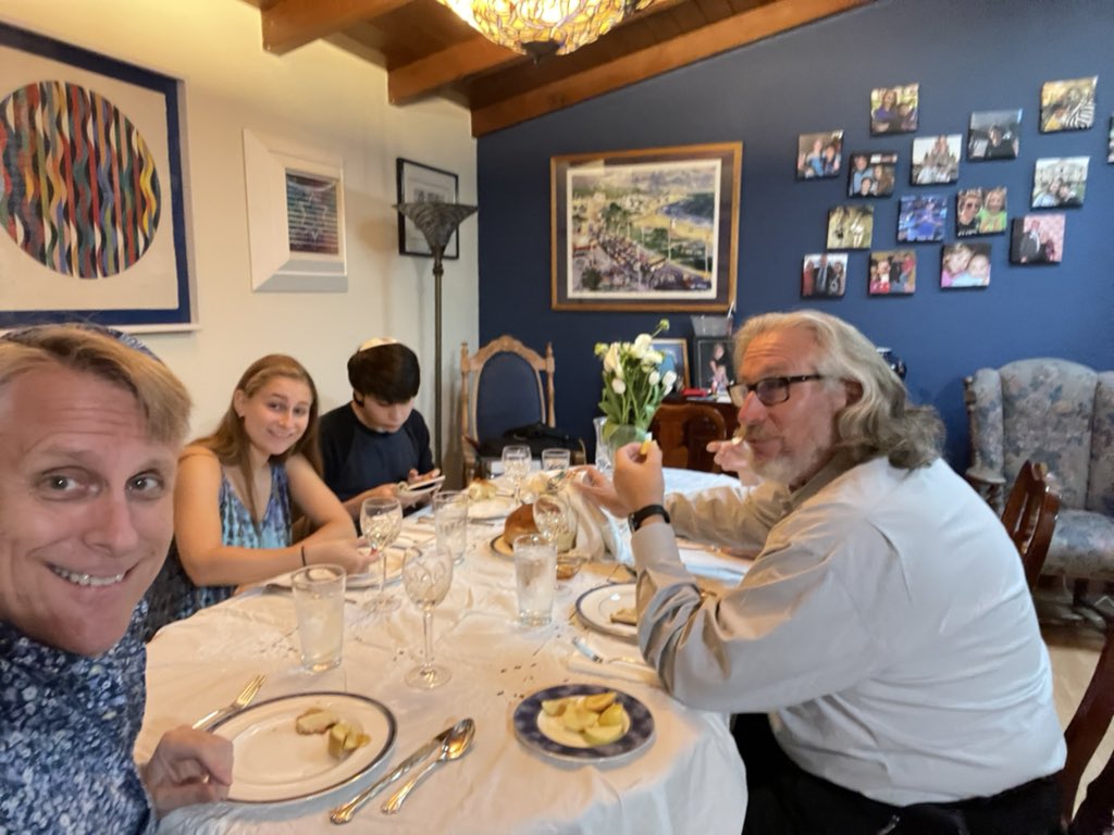 Scott Svonkin tweet media