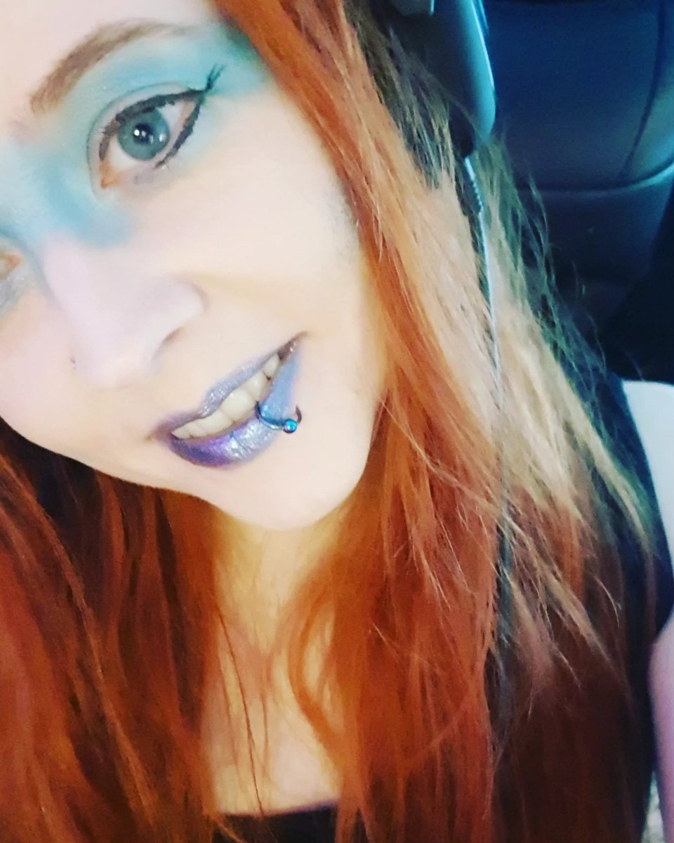 1000 follower celebration stream starting now 😊🌻
Twitch.tv/ladytwosocks