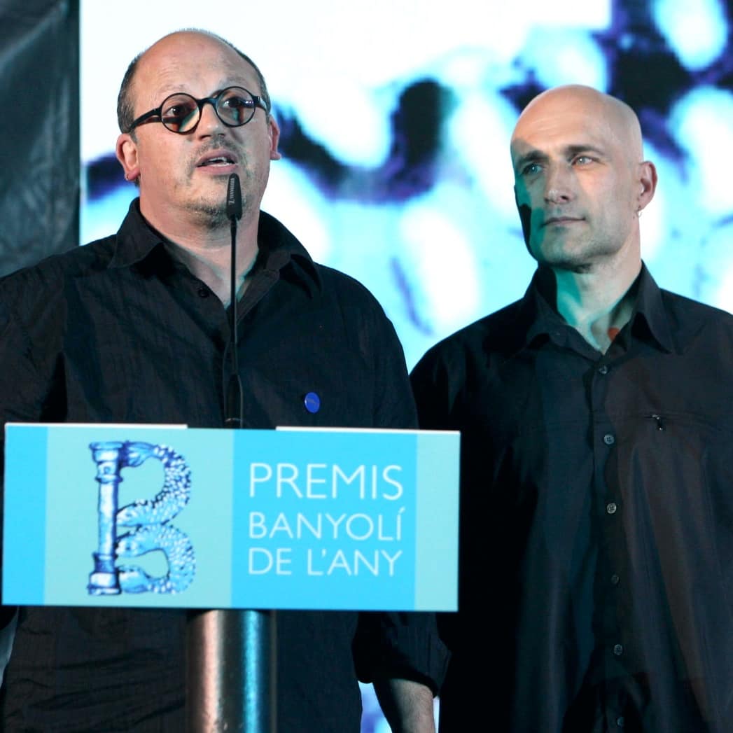 Kitsch_oficial's tweet photo. IV edició Premis Banyolí de l'any (2012): profetes sense terra!
#kitsch #2012 #premisbanyolídelany #pereduran #lluisvilà #profetes #terra https://t.co/LAmRo6Q6dq