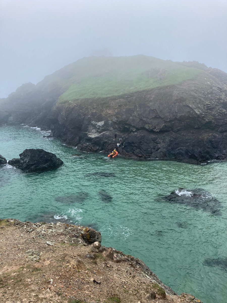 Mullion Coastguard tweet media