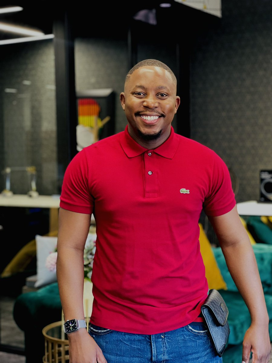 Fear tried to cheat me out of the best thing in my life, but I didn’t let it. 

I quit one job that provided for me &amp; my family and started a business that provides for 250+ families. 

Don’t let fear cheat you, because your ideas &amp; dreams are a blessing to others 💫😁♥️.