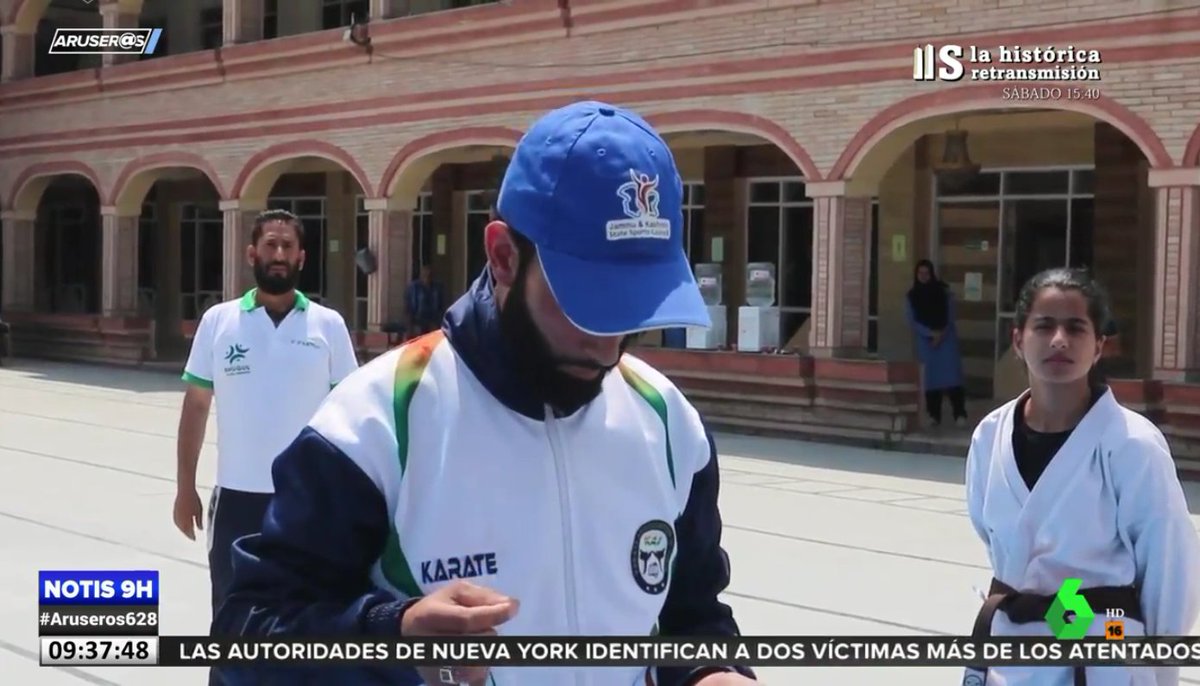 AruserosLaSexta's tweet photo. 🔴Las noticias más sorprendentes del mundo en nuestro recopilatorio de "News 9" #Aruseros628 https://t.co/1ou7K8sKk9 https://t.co/9RV6u4X9gh