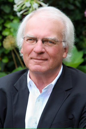 #Dante700 #100jarigbestaan @danterotterdam; 12 september bij @donnerboeken @HermanPleij lezing " Erasmus ontmoet Dante". Zie danterotterdam.nl