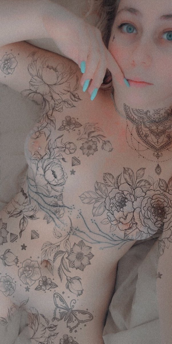 Mayhem769's tweet photo. This might be my nre favorite filter. Also I can't stop playing with myself #horny https://t.co/Qlaa3uhsTT