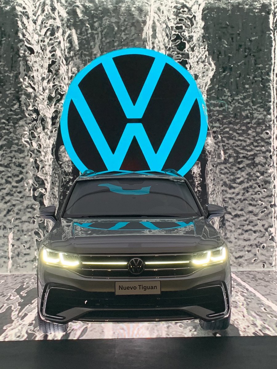 Con un motor turbo 1.4 L y 2.0 L TSI #NuevoTiguan 2022 y nuevo logo de Volkswagen en su parrilla. @GdlPrueba !!