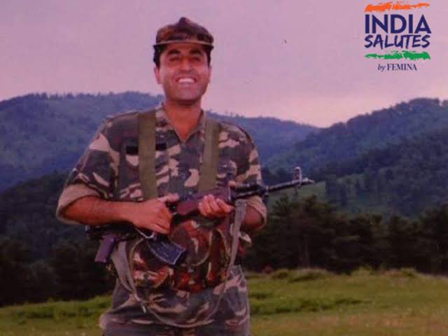 'ये दिल मांगे मोर' 
कारगिल युद्ध के महायोद्धा, परमवीर चक्र से सम्मानित कैप्टन विक्रम बत्रा जी के जयंती पर सादर नमन। जय हिन्द 🇮🇳 #vikrambatra #विक्रम_बत्रा 
<a href="/BJP4India/">BJP</a> <a href="/BJYM/">BJYM</a> <a href="/Tejasvi_Surya/">Tejasvi Surya</a> <a href="/vaibhavpawarmp/">Vaibhav Pawar</a> <a href="/vdsharmabjp/">VD Sharma</a>