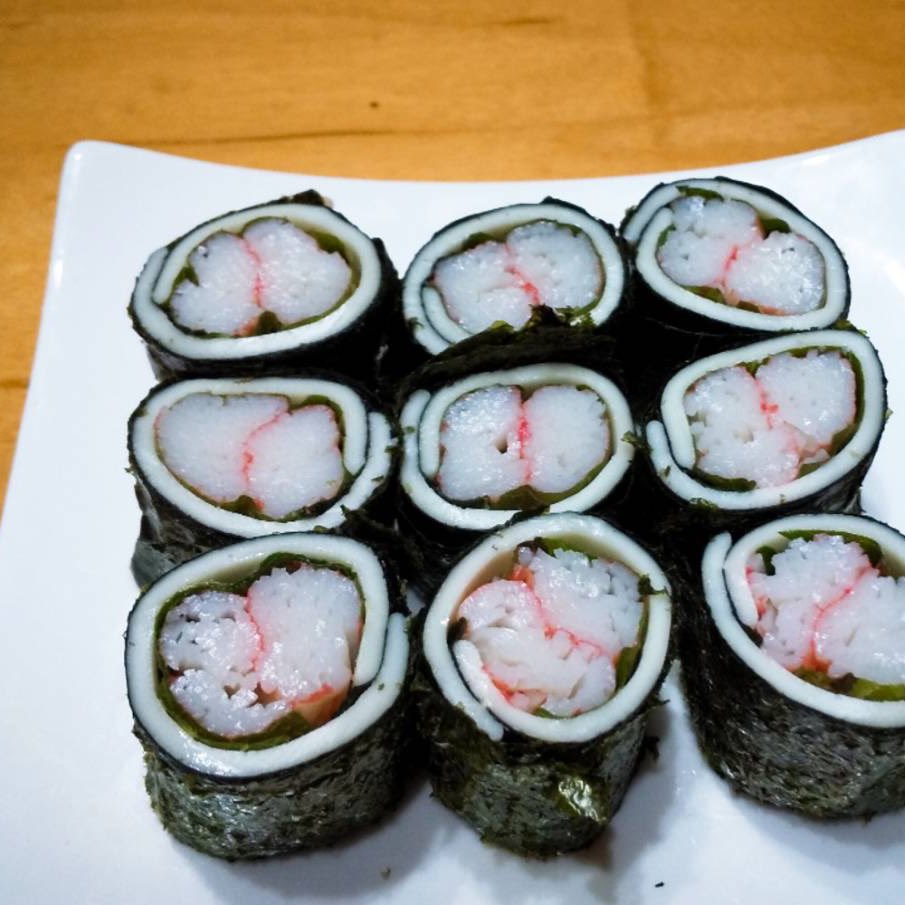 海苔カマくるくる 隣の席の方から私も巻きました って報告が 海苔 カニカマ チーズは間違いなく美味しいですよね オクラ入り 可愛くて真似したい ੭ ੭ 明日からのお弁当に是非 スギヨ やま磯 コラボキャンペーン ツイレポ