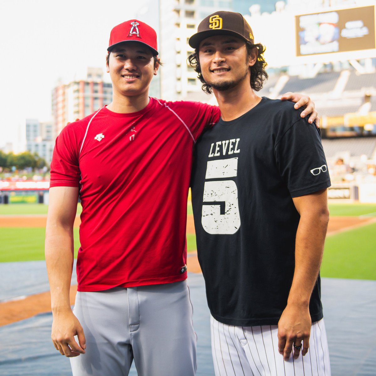 大谷くんがファイターズと契約したぐらいのやり取り。
お互い約束を果たせました😄