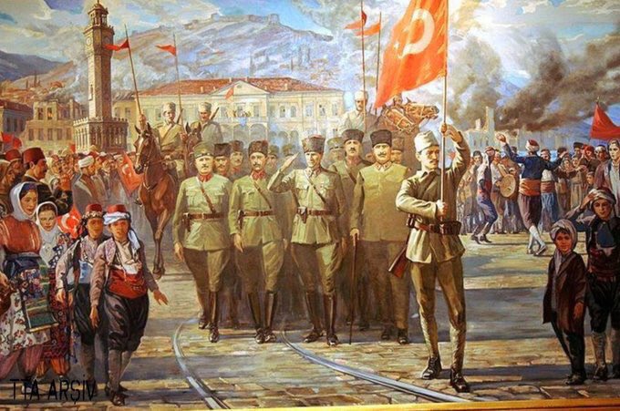 izmirgibiyiz's tweet photo. 99 yıl önce bugün, İzmir’in dağlarında çiçekler açtı. 🇹🇷 
#9Eylül İzmir’in kurtuluşu kutlu olsun! https://t.co/77We0p9riB