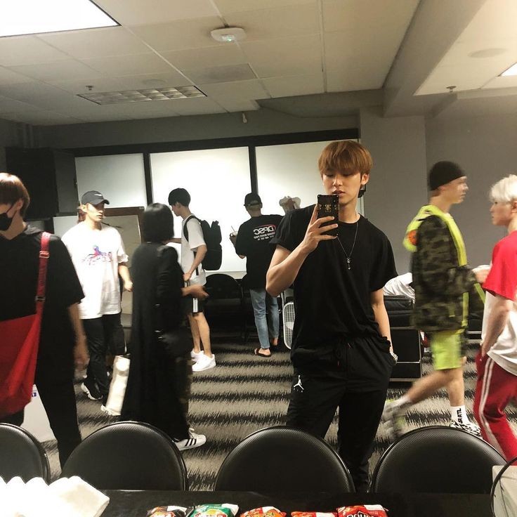 binichive's tweet image. — random seventeen pics in my gallery ; a thread @pledis_17