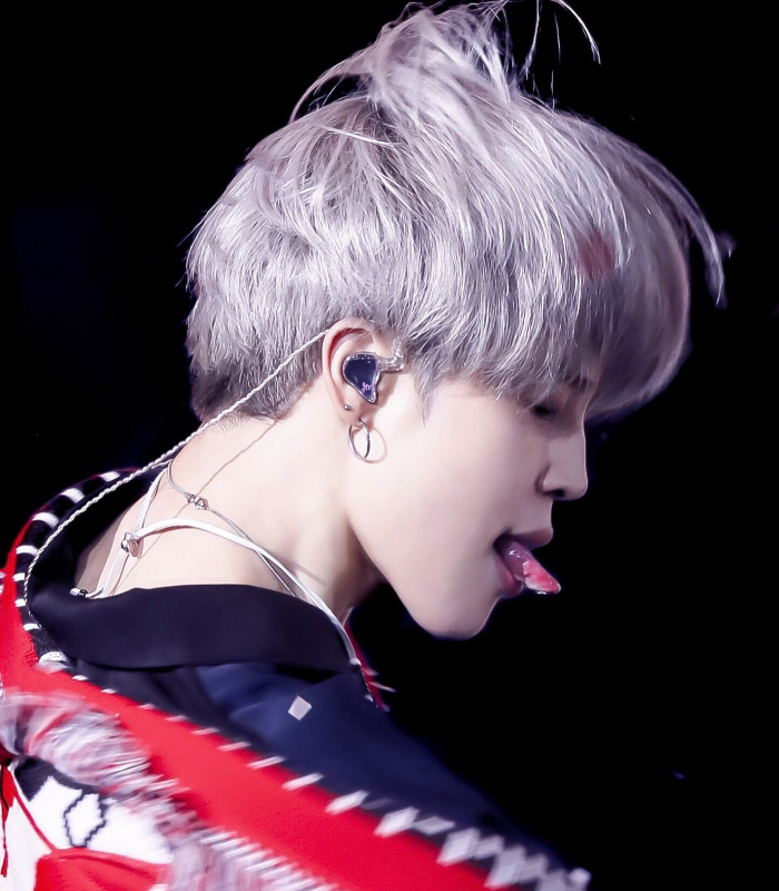 E-0fKPZXEAgNR7m?format=jpg&name=900x900