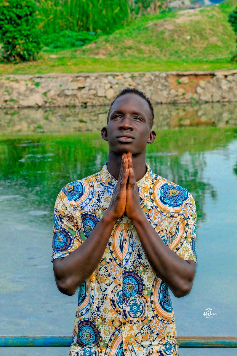 Gospel vibe is here tap on the link
👇👇👇👇👇👇👇👇👇👇👇👇
hearthis.at/deejay-infimar…