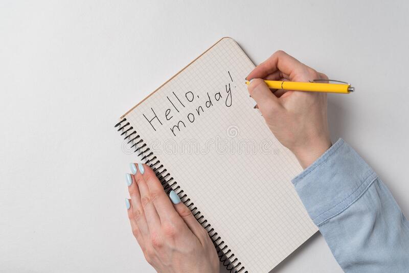 Monday Morning Blues? 
💛 Why not change the color of your Monday to yellow and brighten up the coming week? 
                                              –  Kanika Saxena
#wondersharepixcut #pixcut #monday #mondaymotivation