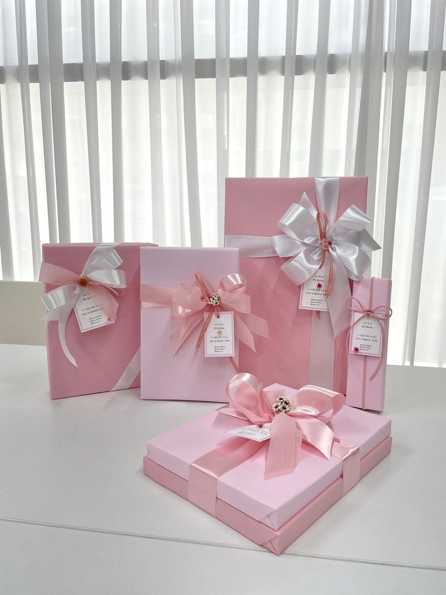 KaeunGallery's tweet photo. [2021년 생일서포트]
조금 늦었지만 2021년에도 갸니의 생일을 이렇게 축하해줄수 있어 기쁩니다. 많은 참여 감사드립니다.
하이클래스도 화이팅♡
@Kaeun_JP @KaeunChina @KaeunGallery 
#이가은 #가은 #leegaeun #kaeun https://t.co/cXSdAvXfaZ