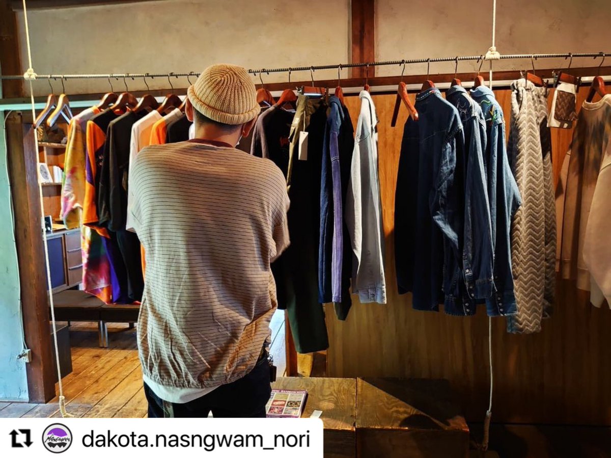 glanfabrique's tweet photo. 春に洋服の展示会場として当店を使ってくださったアパレルブランド「Nasngwam」さんに、この二日間また展示会場としてGLAN FABRIQUEをお使いいただきました。

続き
☟
https://t.co/quRTCQVYWf https://t.co/97VfG5lhqr