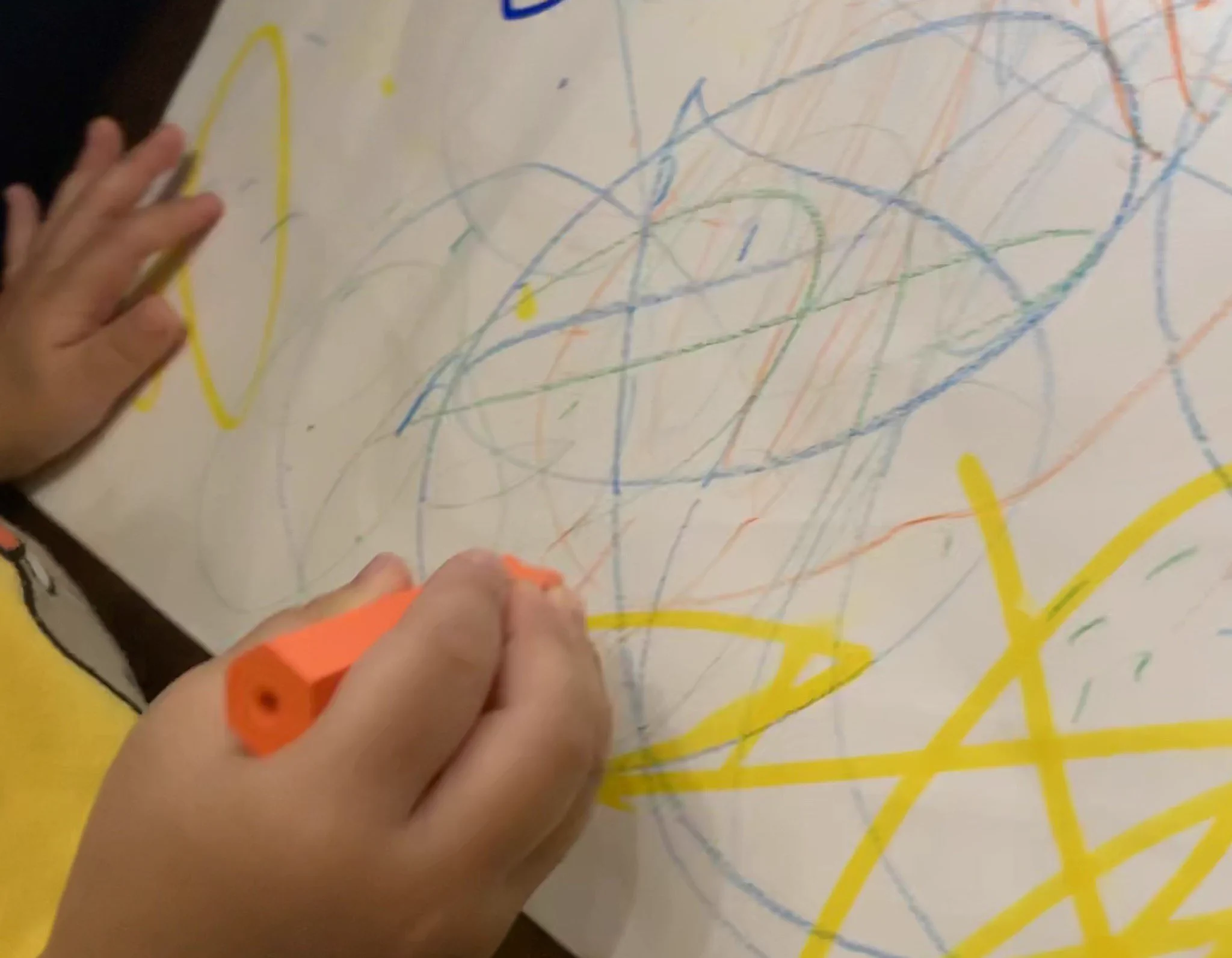 子供用のクレヨン｢くれぴつ｣が超優秀！子供のエネルギッシュな使い方にも負けない画材！！