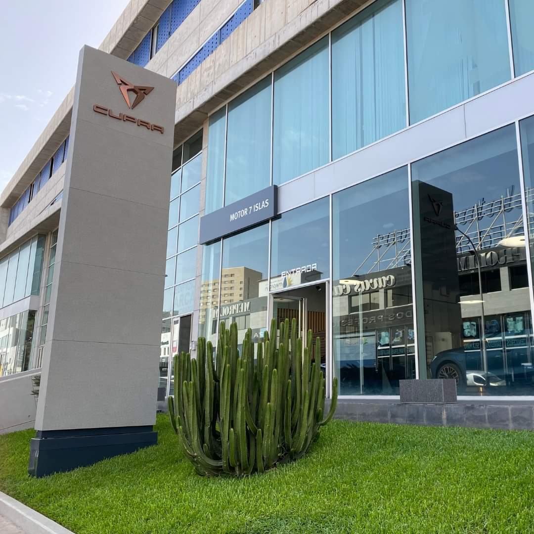 cupratenerife's tweet photo. Inauguramos concesionario oficial #CUPRA. 
El próximo viernes 17 de septiembre inauguramos las instalaciones de nuestro concesionario oficial CUPRA Tenerife en el Polígono Mayorazgo nº24.

¡Acércate a conocernos!
https://t.co/MDjgA8UGET

#CupraTenerife #conducciondiferente https://t.co/xUYeSvxnnk