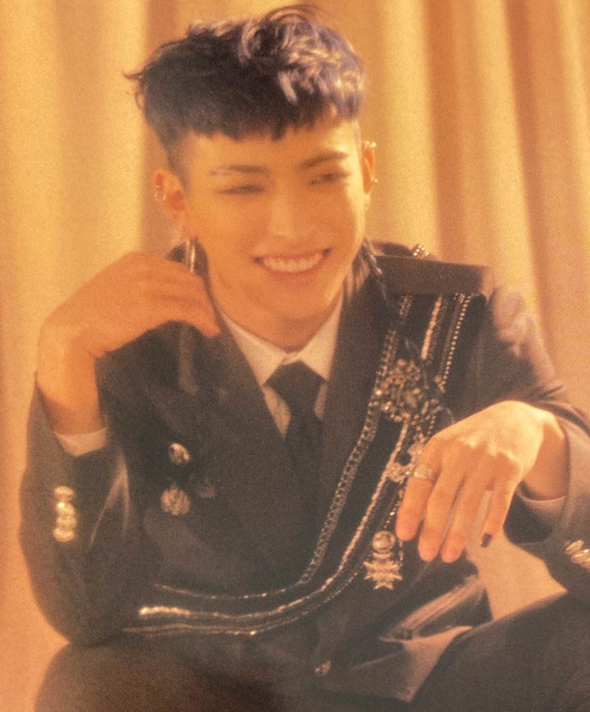 atz_scans's tweet photo. #HONGJOONG #SEONGHWA #YEOSANG #SAN #ATEEZ #AllToAction https://t.co/eSEQm3UTMa