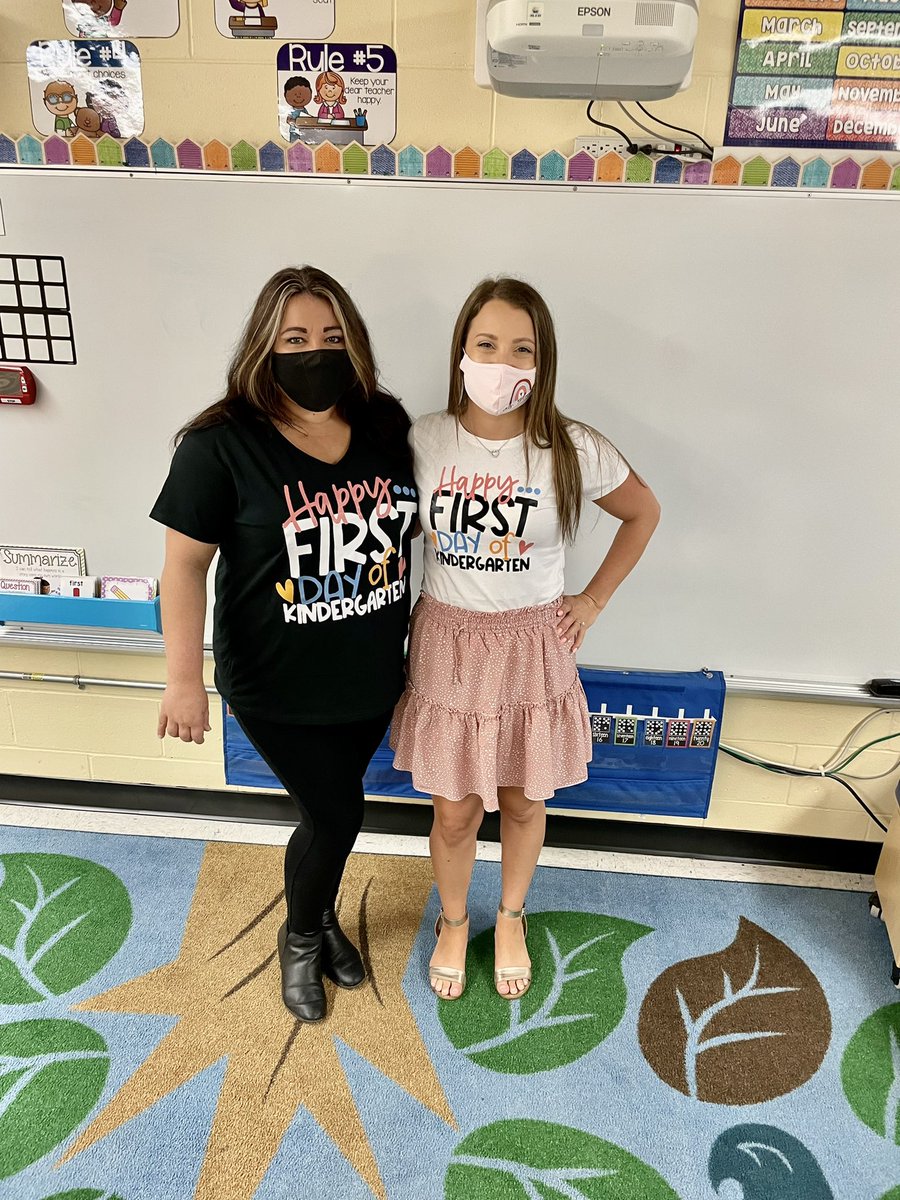 Can’t wait to see our kiddos #FirstDayofSchool #twinning <a href="/pmcollins04/">Paula Collins</a> <a href="/rbpsEAGLES/">Red Bank Primary</a>