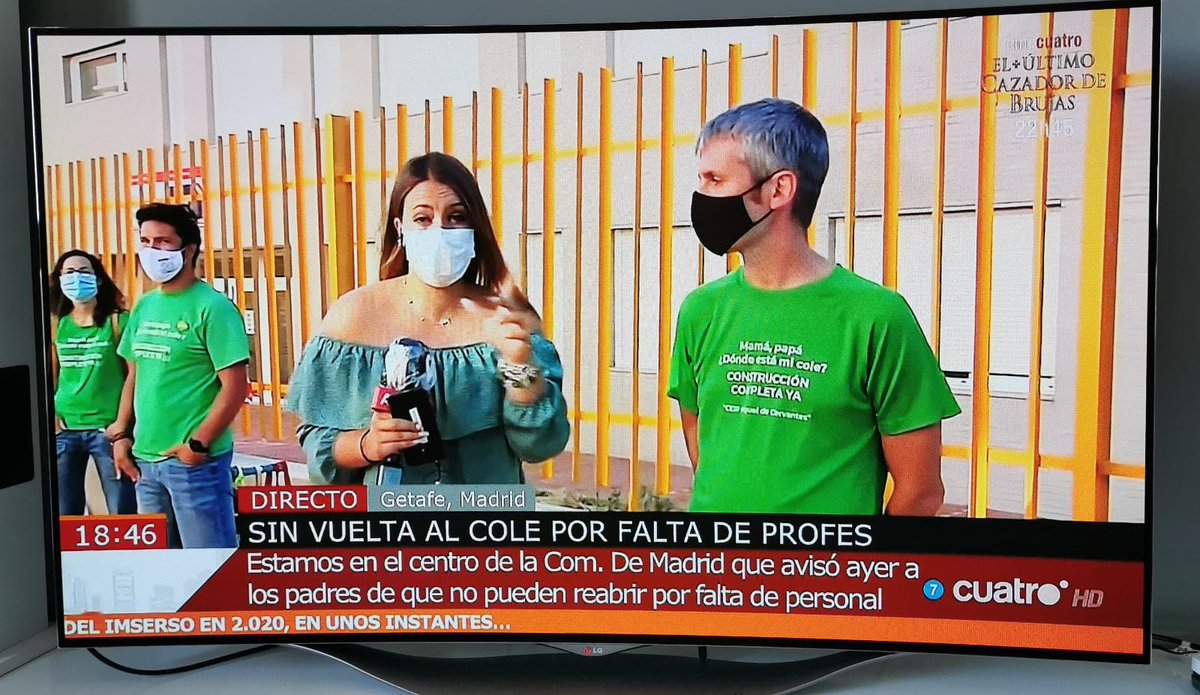 Hoy hace 3 años que empezamos el día con una concentración y acabó en nuestro 2° encierro de 24h en el cole.3 años después seguimos sufriendo el despropósito de la construcción por fases en nuestro centro. <a href="/MalvarezNadia/">Nadia Álvarez</a> <a href="/eossoriocrespo/">Enrique Ossorio</a> NO tenemos el #CEIPCervantesGetafeCompleto