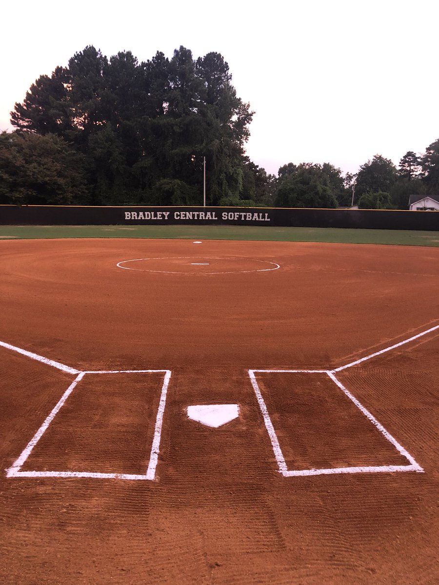 It’s GAMEDAY at our place! Come out and support our girls today and tomorrow at home. We take on OMS today @ 5:30 &amp; tomorrow against Boyd Buchanan @  5:00. G🥎 BRUINS!