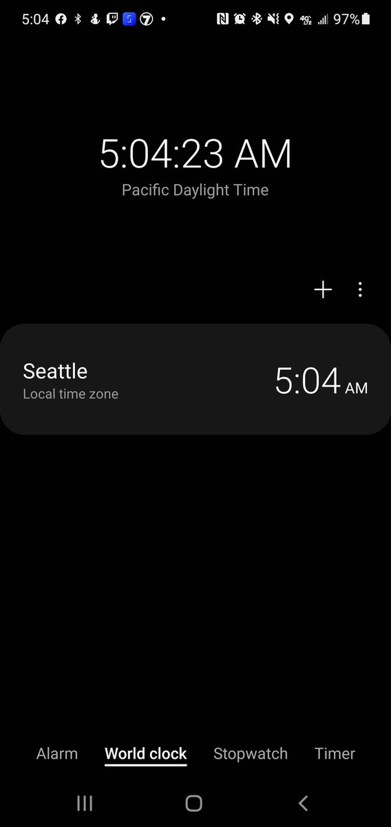 UnKnWn01's tweet photo. First day back getting after it. 04:30 is the new 07:00? https://t.co/QyS7bdRf30
