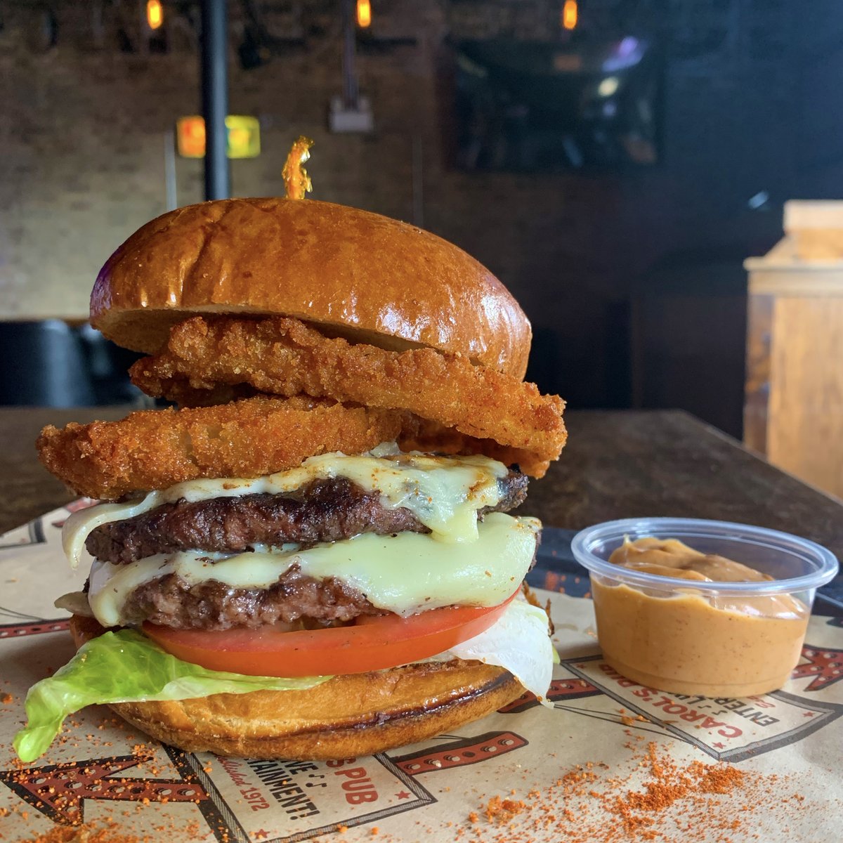 VOTE for our Nashville Honky Tonk Burger in Chicago Gourmet's  #Hamburgerhop! 

opinionstage.com/chicago-gourme…

 #carolspub #burgerofthemonth