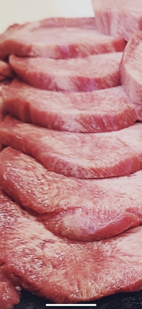 Naitan999's tweet photo. ★#コロナに負けるな
　　　　　　#応援企画★

#関東食肉さん 自慢 #牛タンセット を10名様に🎁

応募：9/24(Fri.)ﾏﾃﾞ
条件：下記ﾌｫﾛｰしｽｸｼｮをｺﾒﾝﾄに貼り付け&amp;企画のRT
@kantou29 
@knma 
@ZERUBEX69 
@matukokawashima 

※当選者にDMが届きます
※個人情報は関東食肉が管理します https://t.co/yFZEMACluF